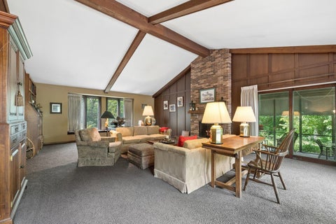 Tiny photo for 25860 W Timberlake Road, Barrington, IL 60010 (MLS # 12661948)