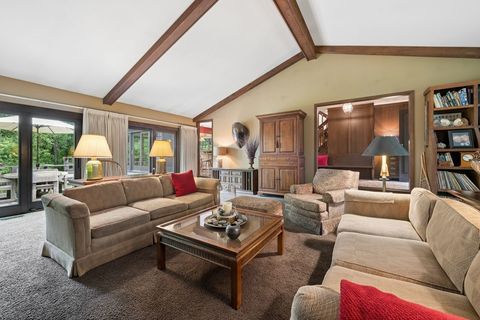 Tiny photo for 25860 W Timberlake Road, Barrington, IL 60010 (MLS # 12661948)
