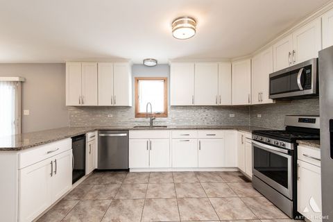 Tiny photo for 4331 187th Place, Country Club Hills, IL 60478 (MLS # 12535978)