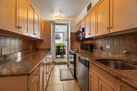 Tiny photo for 601 E 32nd Street #800, Chicago, IL 60616 (MLS # 12640596)
