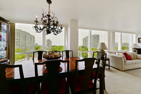 Tiny photo for 601 E 32nd Street #800, Chicago, IL 60616 (MLS # 12640596)