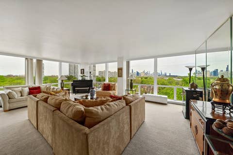 Tiny photo for 601 E 32nd Street #800, Chicago, IL 60616 (MLS # 12640596)