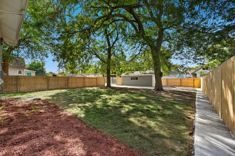 Tiny photo for 9954 S Wallace Avenue, Chicago, IL 60628 (MLS # 12486922)