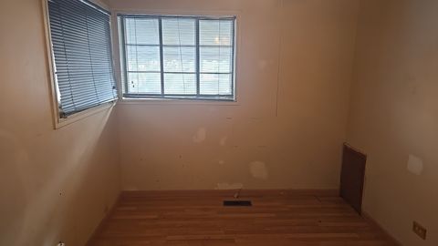 Tiny photo for 12811 S Elizabeth Street, Calumet Park, IL 60827 (MLS # 12519957)