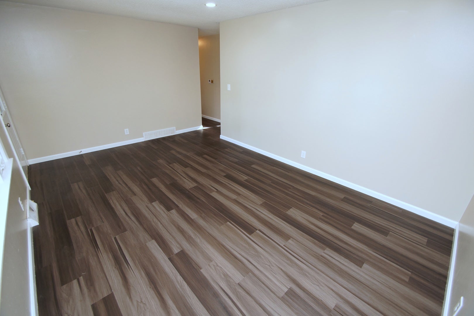 3406 MAGNOLIA Court