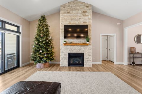 Tiny photo for 203 N Niles Avenue, Tuscola, IL 61953 (MLS # 12563995)