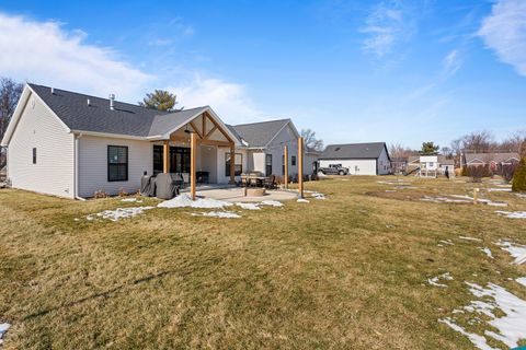 Tiny photo for 203 N Niles Avenue, Tuscola, IL 61953 (MLS # 12563995)