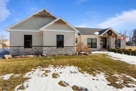 Tiny photo for 203 N Niles Avenue, Tuscola, IL 61953 (MLS # 12563995)
