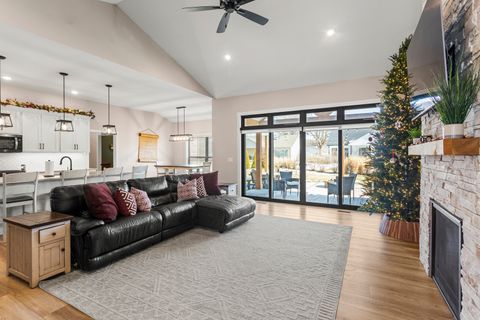 Tiny photo for 203 N Niles Avenue, Tuscola, IL 61953 (MLS # 12563995)