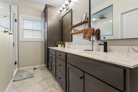 Tiny photo for 203 N Niles Avenue, Tuscola, IL 61953 (MLS # 12563995)