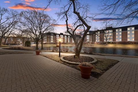 Tiny photo for 150 LAKE Boulevard #120, Buffalo Grove, IL 60089 (MLS # 12541954)