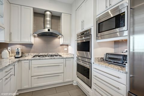 Tiny photo for 1201 S Prairie Avenue #3303, Chicago, IL 60605 (MLS # 12625837)