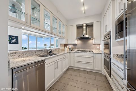 Tiny photo for 1201 S Prairie Avenue #3303, Chicago, IL 60605 (MLS # 12625837)