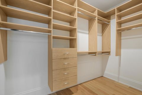 Tiny photo for 518 N Oakley Boulevard, Chicago, IL 60612 (MLS # 12501893)