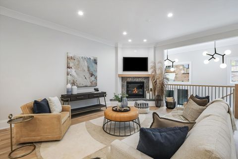 Tiny photo for 518 N Oakley Boulevard, Chicago, IL 60612 (MLS # 12501893)