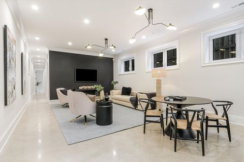 Tiny photo for 518 N Oakley Boulevard, Chicago, IL 60612 (MLS # 12501893)