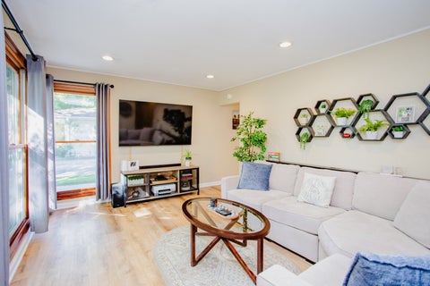 Tiny photo for 2106 Grouse Lane, Rolling Meadows, IL 60008 (MLS # 12752938)