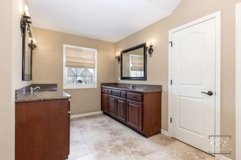Tiny photo for 4031 Juneberry Road, Naperville, IL 60564 (MLS # 12613390)