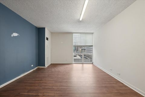 Tiny photo for 200 N Dearborn Street #7CD, Chicago, IL 60601 (MLS # 12564993)