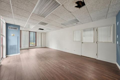 Tiny photo for 200 N Dearborn Street #7CD, Chicago, IL 60601 (MLS # 12564993)