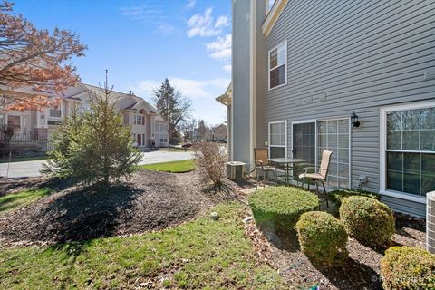 Tiny photo for 620 Stone Brook Court, Elk Grove Village, IL 60007 (MLS # 12592639)