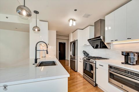 Tiny photo for 60 E Monroe Street #1701, Chicago, IL 60603 (MLS # 12548380)