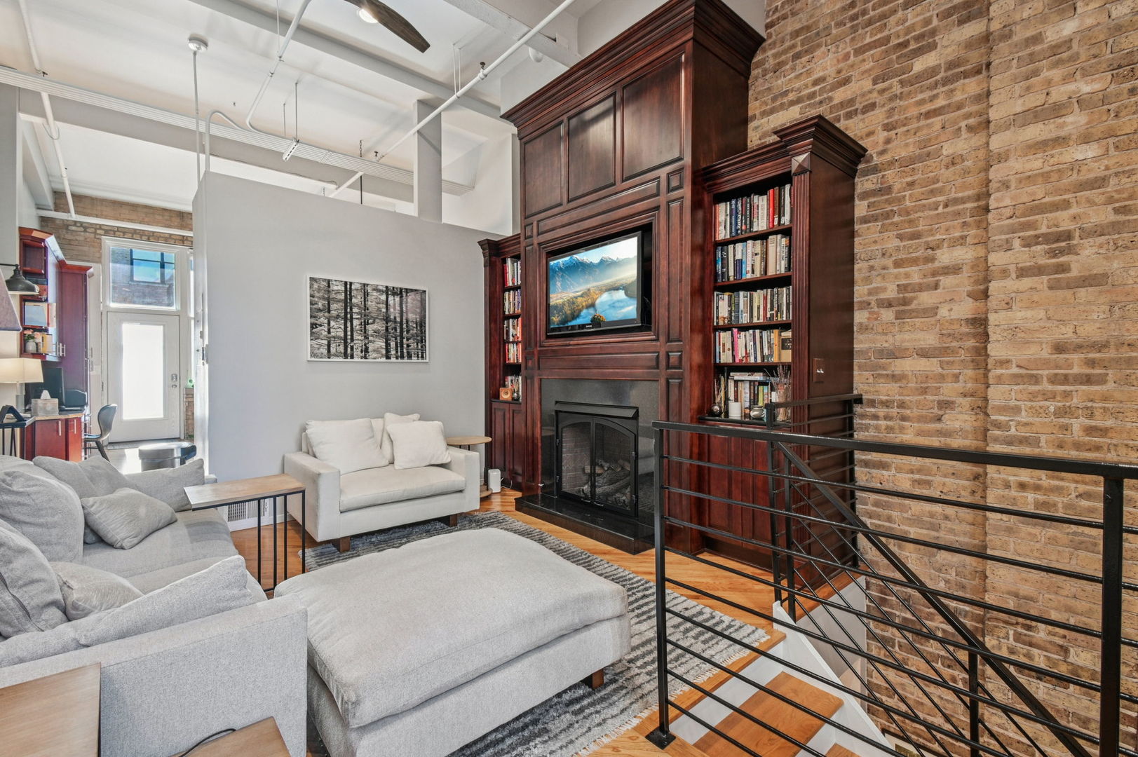 601 Linden Place 121