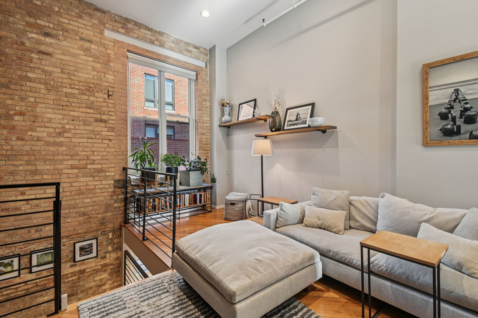 601 Linden Place 121