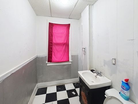 Tiny photo for 1640 W 3rd Street, Davenport, IA 52802 (MLS # 12587401)