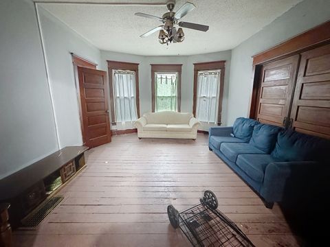 Tiny photo for 1640 W 3rd Street, Davenport, IA 52802 (MLS # 12587401)