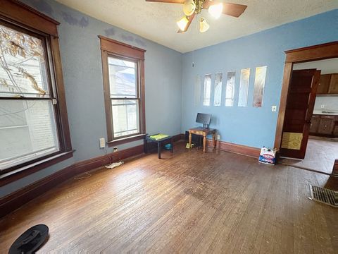 Tiny photo for 1640 W 3rd Street, Davenport, IA 52802 (MLS # 12587401)