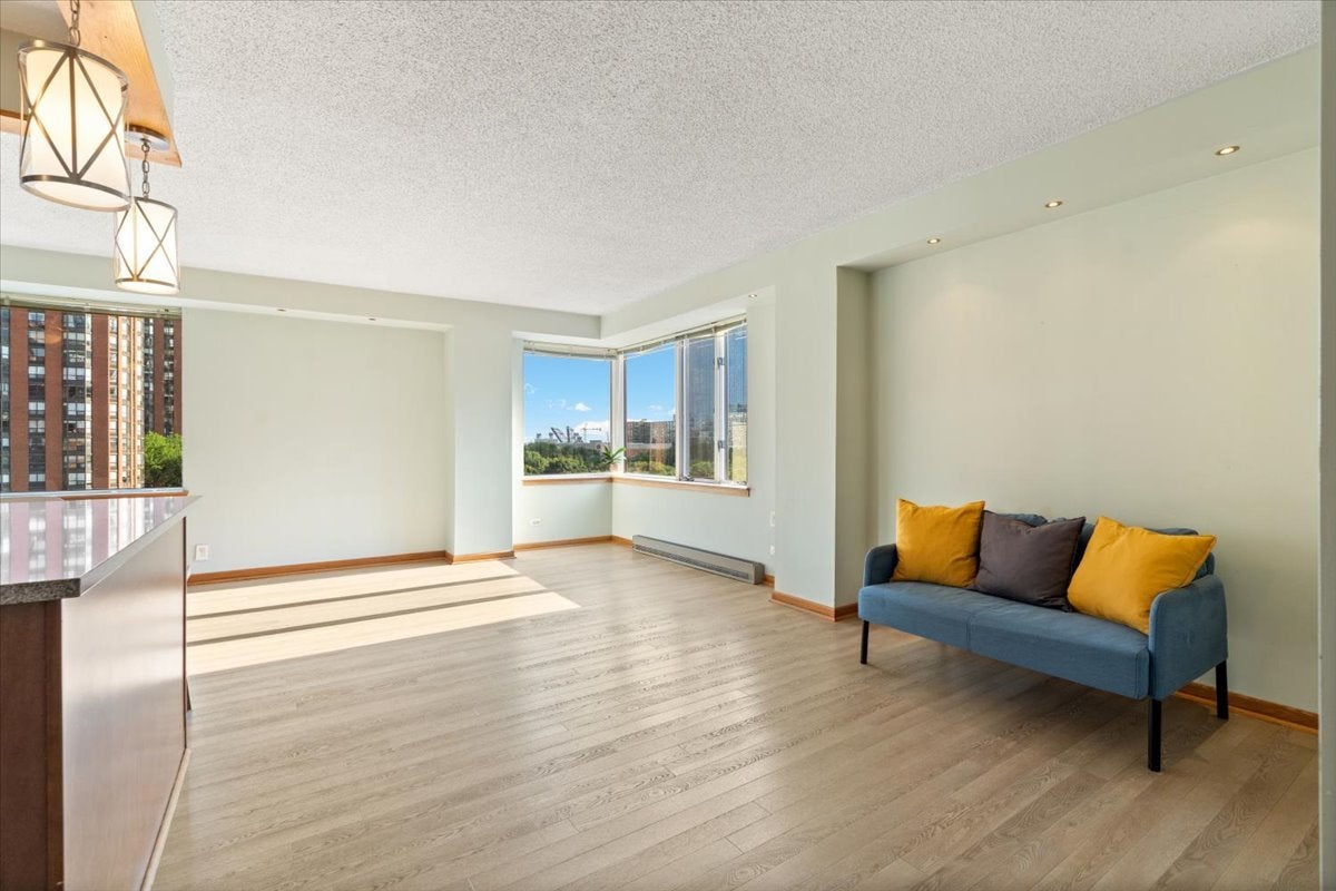 801 S PLYMOUTH Court 620