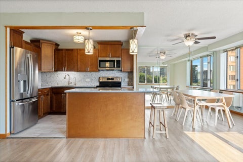 Tiny photo for 801 S PLYMOUTH Court #620, Chicago, IL 60605 (MLS # 12722749)