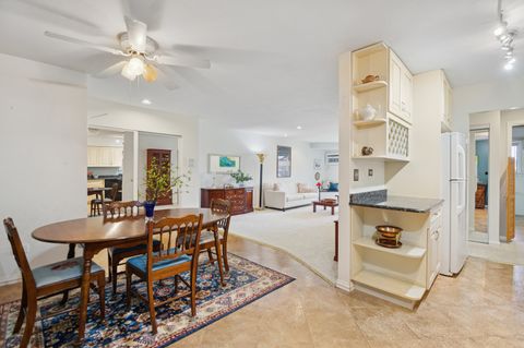 Tiny photo for 820 E Old Willow Road #214, Prospect Heights, IL 60070 (MLS # 12509943)