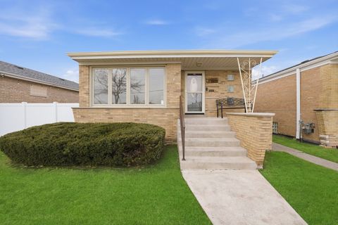 5820 S NARRAGANSETT Avenue Chicago IL 60638