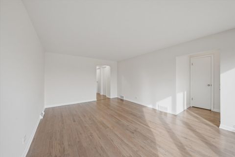 Tiny photo for 5820 S NARRAGANSETT Avenue, Chicago, IL 60638 (MLS # 12574167)