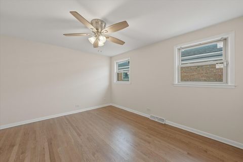 Tiny photo for 5820 S NARRAGANSETT Avenue, Chicago, IL 60638 (MLS # 12574167)