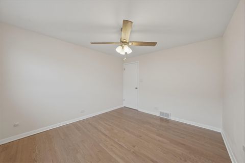 Tiny photo for 5820 S NARRAGANSETT Avenue, Chicago, IL 60638 (MLS # 12574167)