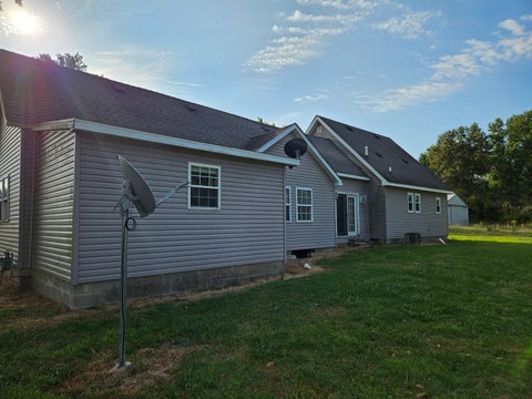 Tiny photo for 9815 Stotlar Road, Marion, IL 62959 (MLS # 12755496)