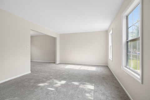 Tiny photo for 283 Meadowview Lane, Aurora, IL 60502 (MLS # 12695822)