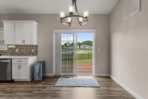 Tiny photo for 2510 N Fairfield Drive, Urbana, IL 61802 (MLS # 12427070)