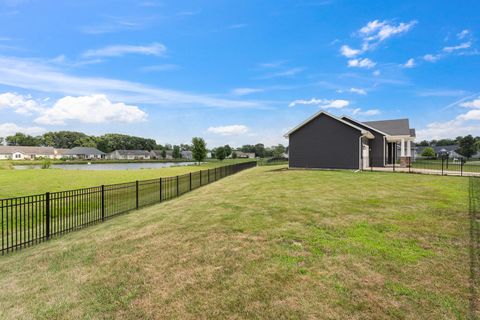 Tiny photo for 2510 N Fairfield Drive, Urbana, IL 61802 (MLS # 12427070)