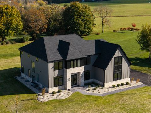 23277 ENCLAVE Lane Lake Barrington IL 60010