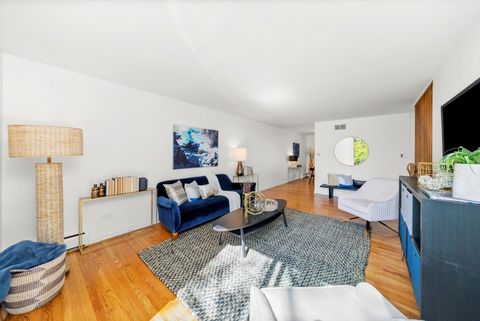 Tiny photo for 1452 E Park Place, Chicago, IL 60637 (MLS # 12476136)