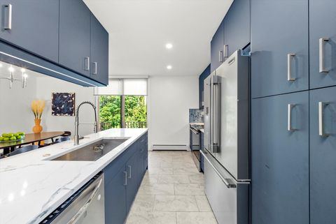 Tiny photo for 1452 E Park Place, Chicago, IL 60637 (MLS # 12476136)