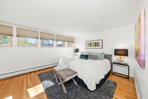 Tiny photo for 1452 E Park Place, Chicago, IL 60637 (MLS # 12476136)