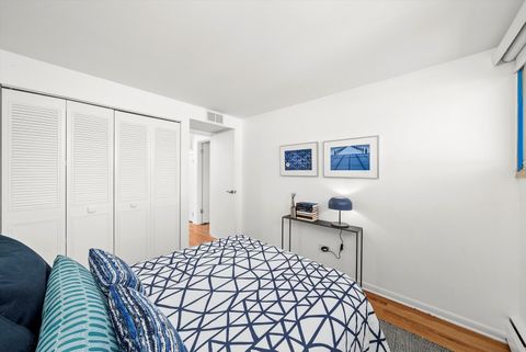 Tiny photo for 1452 E Park Place, Chicago, IL 60637 (MLS # 12476136)