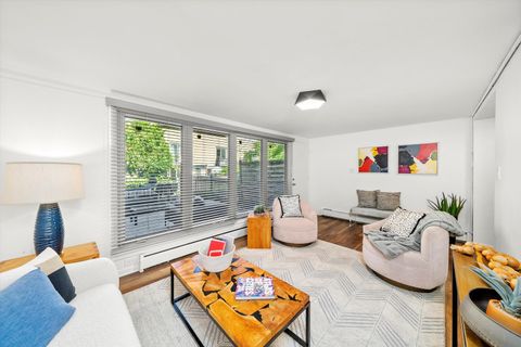 Tiny photo for 1452 E Park Place, Chicago, IL 60637 (MLS # 12476136)