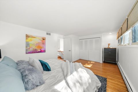 Tiny photo for 1452 E Park Place, Chicago, IL 60637 (MLS # 12476136)
