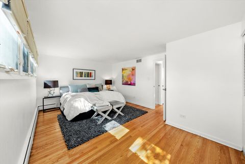 Tiny photo for 1452 E Park Place, Chicago, IL 60637 (MLS # 12476136)